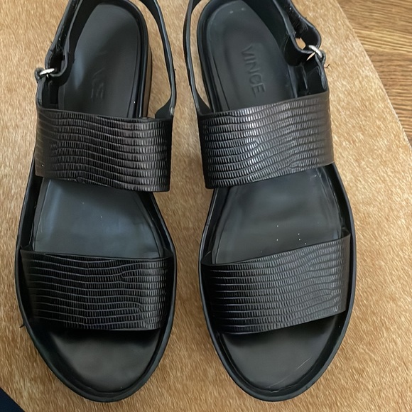 VINCE black leather double strap Velcro flatform sandal - Picture 3 of 8